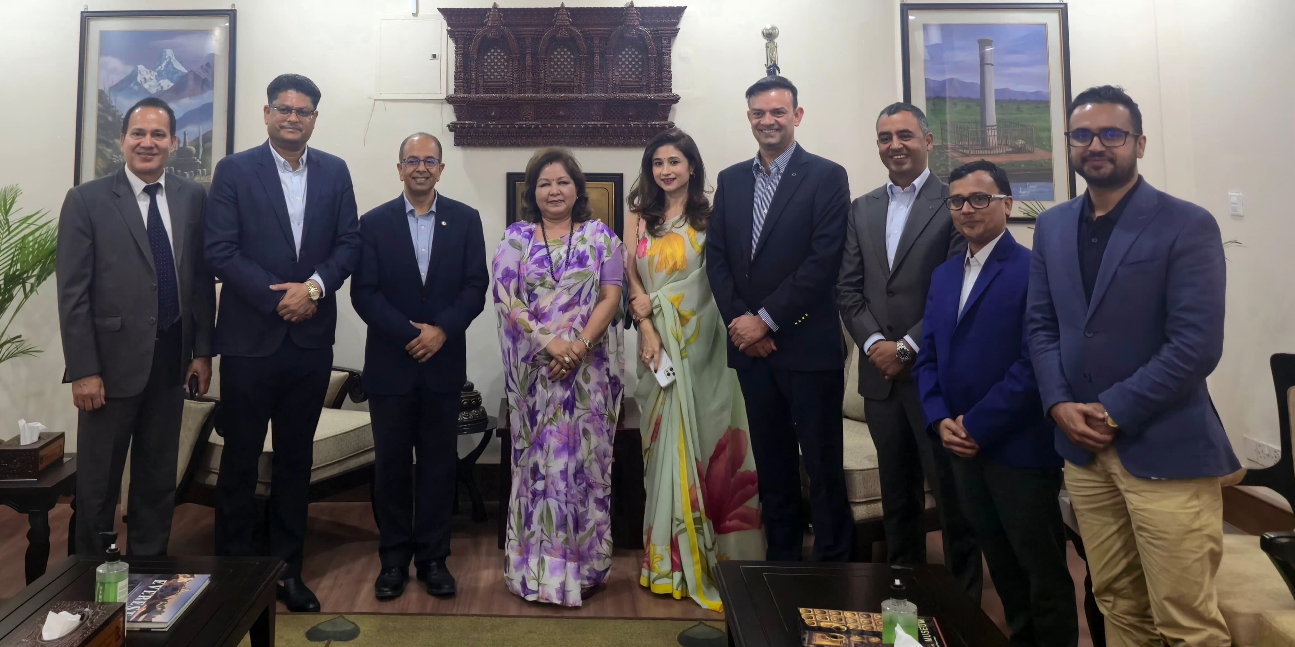 नवनिर्वाचित सिएनआई पदाधिकारीको परराष्ट्रमन्त्री र मुख्य सचिवसँग छलफल