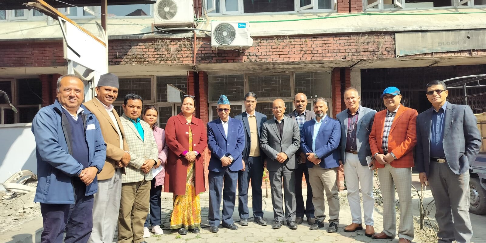 नेपाल उद्योग परिसंघबाट नेपाल गुणस्तर तथा नापतौल विभागलाई २० लाखबराबरको प्रयोगशाला यन्त्र-उपकरण हस्तान्तरण