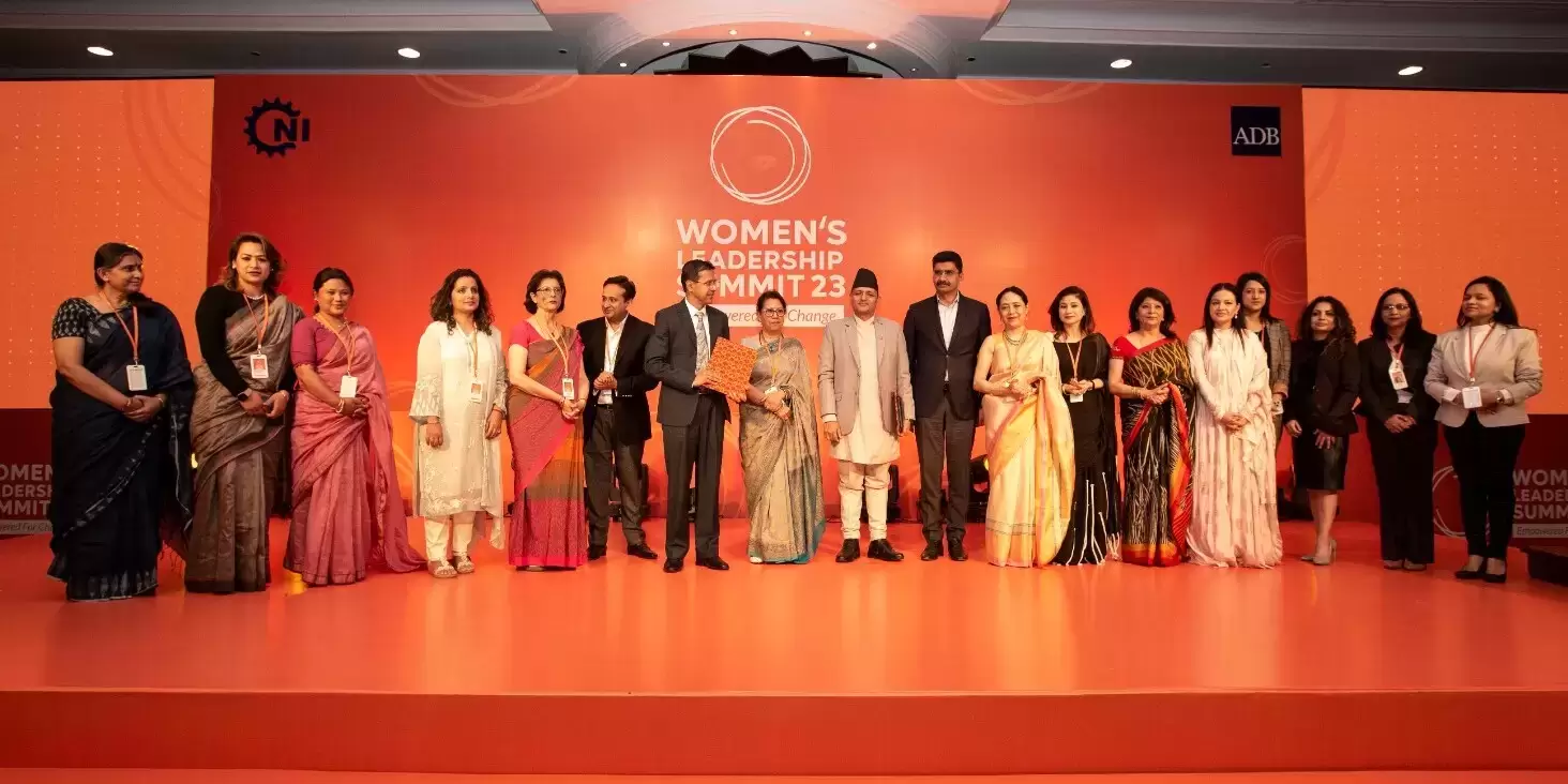 नेपाल उद्योग परिसंघ महिला नेतृत्व मञ्चले आयोजना गरेको दुई दिने महिला नेतृत्व शिखर सम्मेलन ८ बुँदे घोषणापत्र जारी गर्दै सम्पन्न भएको छ ।